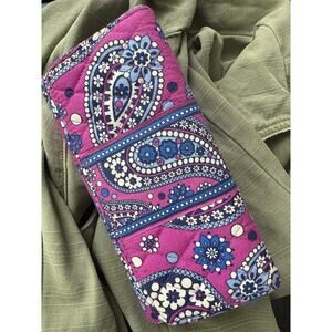 Vera Bradley, fuchsia and blue paisley print kiss lock wallet